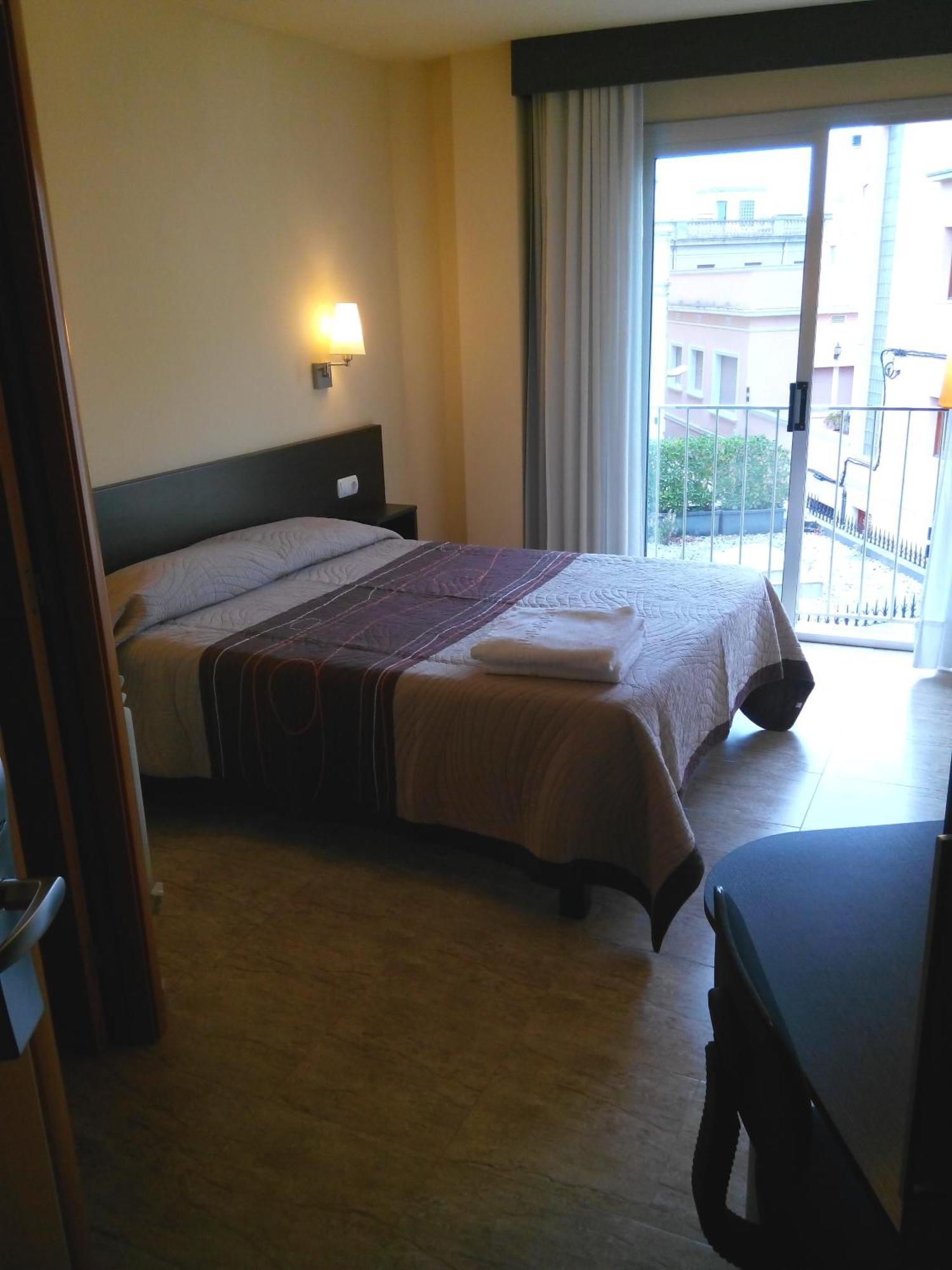 Hostal Sant Sadurni Sant Sadurni d'Anoia Room photo